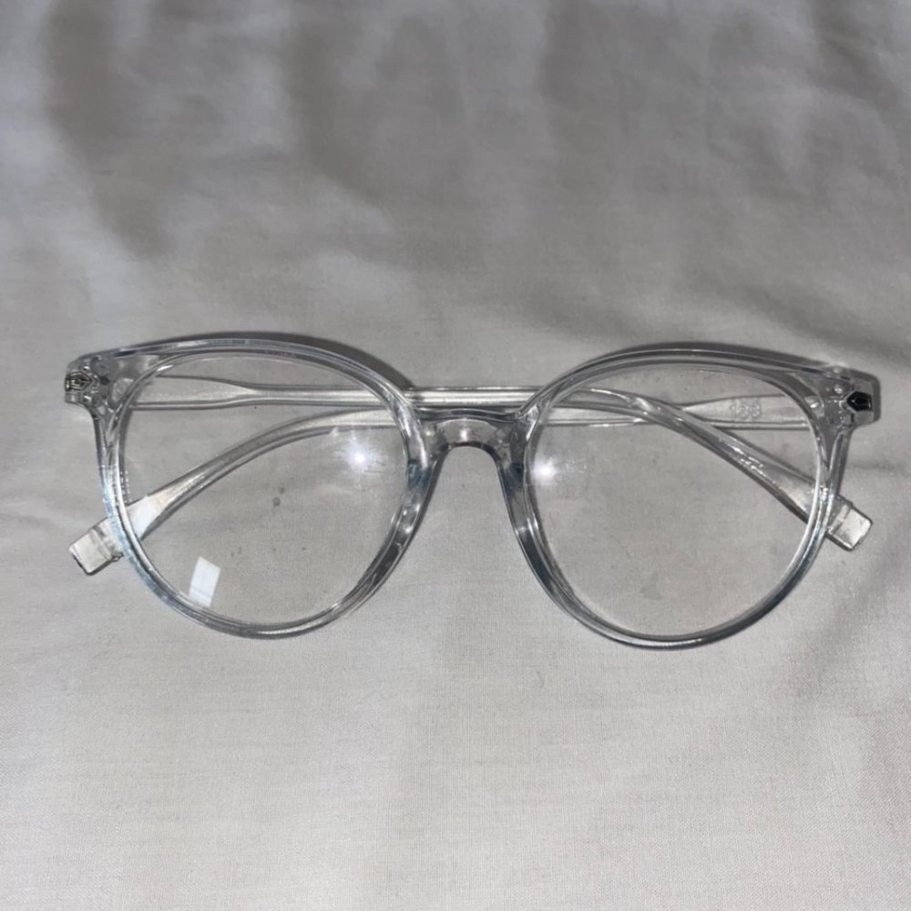 Clear Blue Glasses
